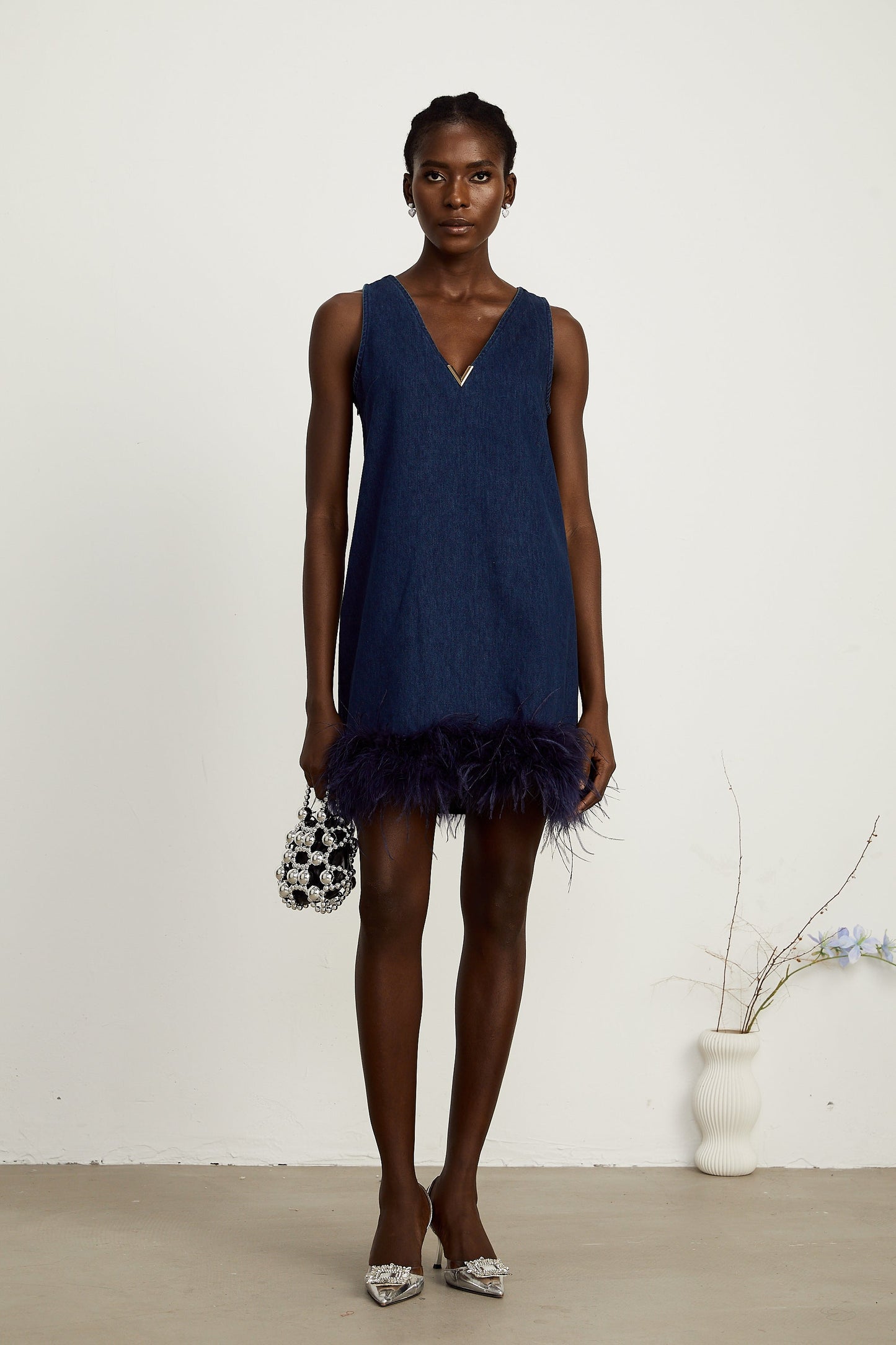 Éloïse Mavi Kolsuz Tüy Detaylı Denim Mini Elbise