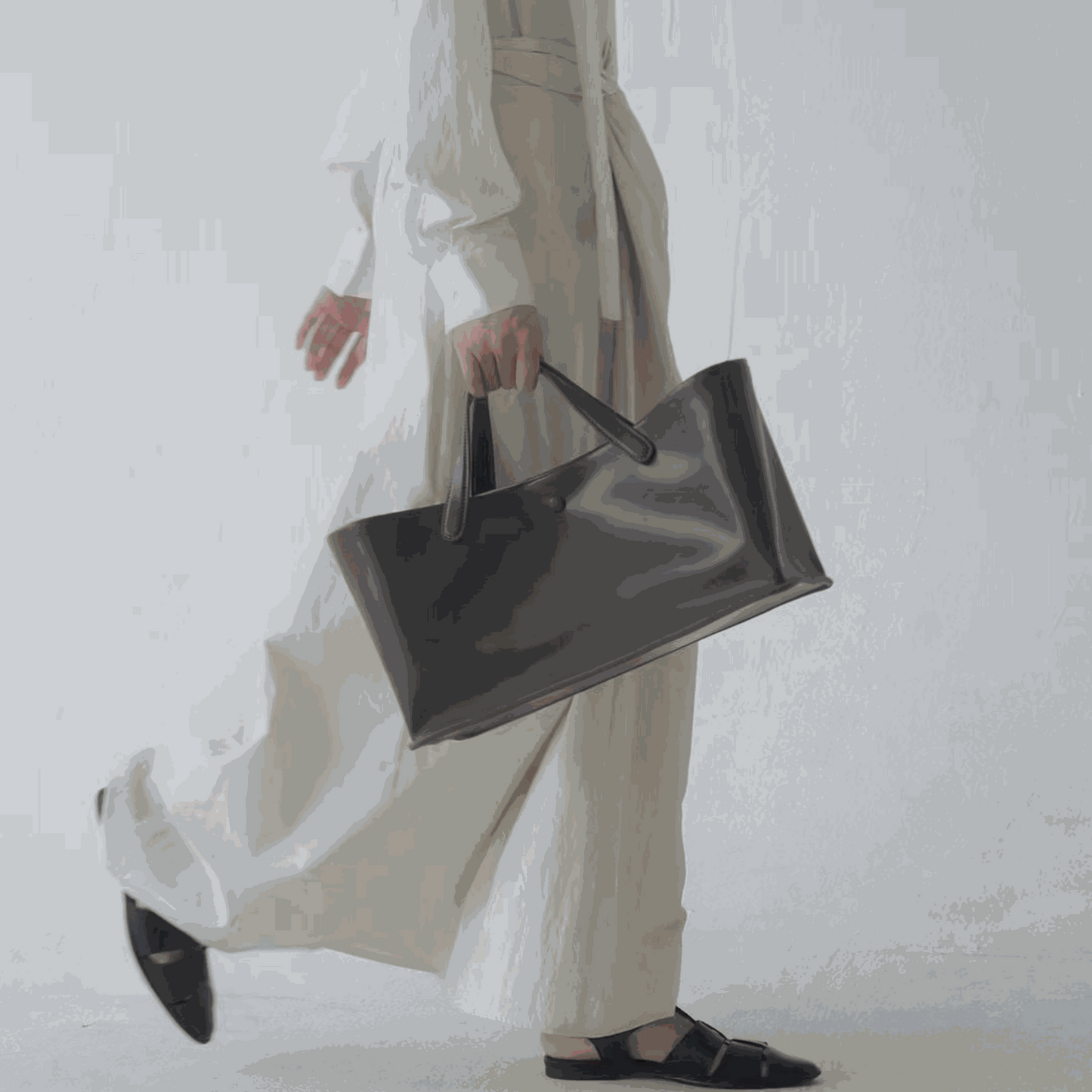 Cassandra Dome Handbag