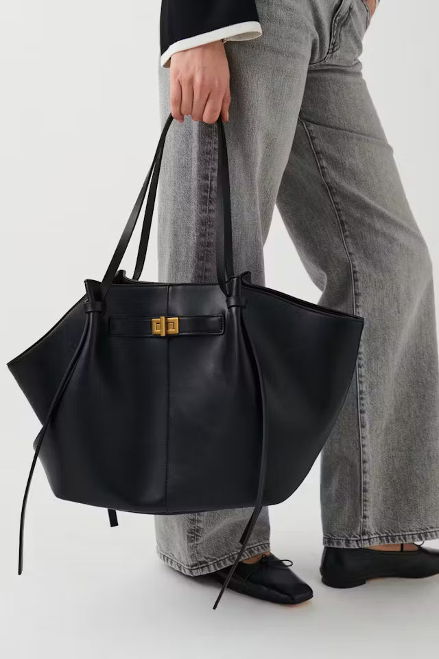 Delair Tote Bag